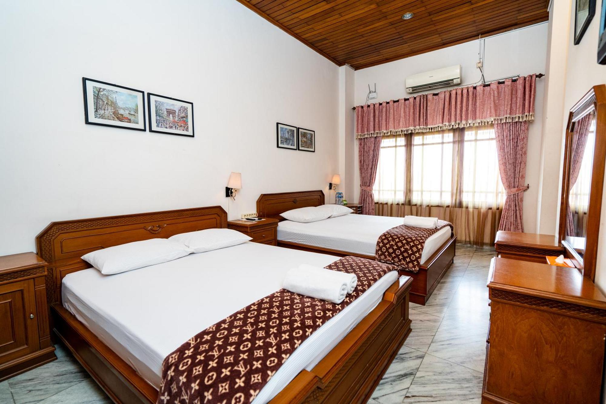 D Ajenk Boutique Guesthouse Kejayan Exterior photo